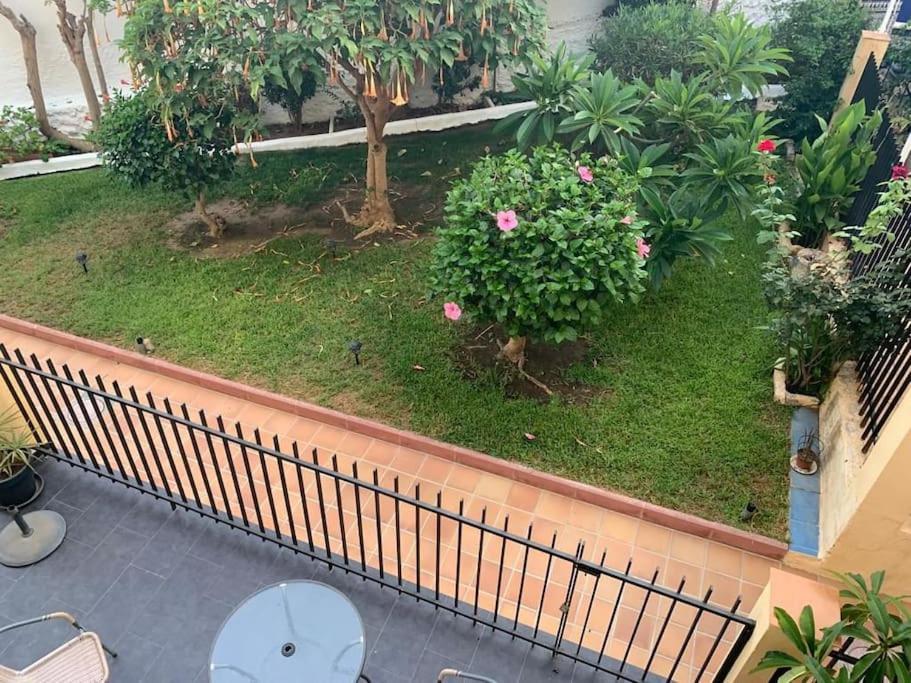 Apartamento En Carihuela Apartman Torremolinos Kültér fotó